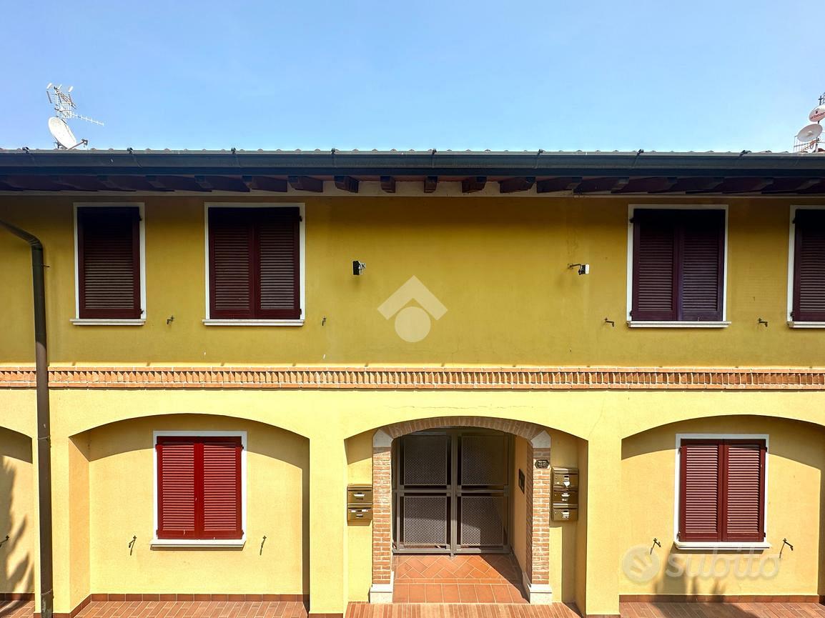 3 LOCALI A CORTE FRANCA - Vista 6
