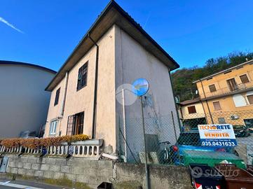 CASA SEMINDIPENDENTE A CREDARO