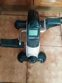 Mini bike pedaliera