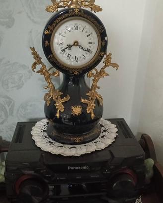 Orologio da tavolo stile francese Sevres con bronz