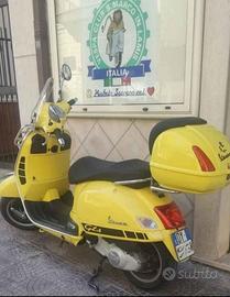 Vespa gts 250