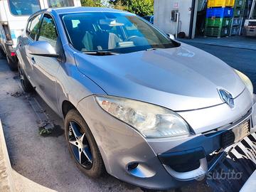 Renault Megane anno 2008 ricambi usati