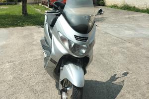 Suzuki Burgman 400