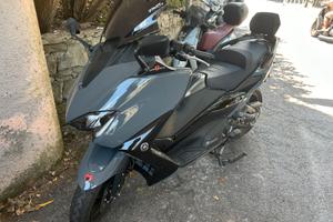 T MAX 560 …BLACK MAX ….9000 KM….2021