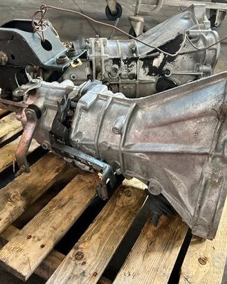 Cambio manuale Nissan Serena 2.0 Benzina c23