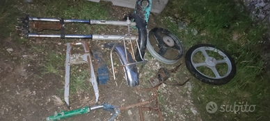 Ricambi vari epoca moto e motorini