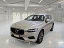 volvo-xc60-b4-d-awd-automatico-momentum