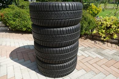 gomme invernali Pirelli 225\50\18 al 85%