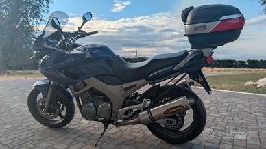 YAMAHA TDM 900