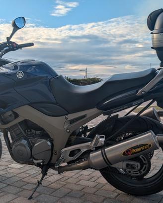 YAMAHA TDM 900