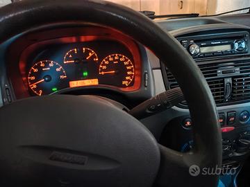 vendessi fiat punto 