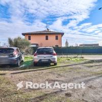 BOX AUTO 14 MQ ALLE BUDRIE - , VERSAT