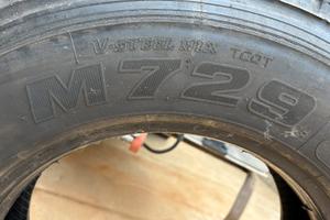 Gomme 225/75 r17.5