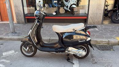 Piaggio Vespa 125 LX nera 06/2007