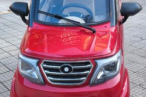 Cabinato elettrico guida senza patente