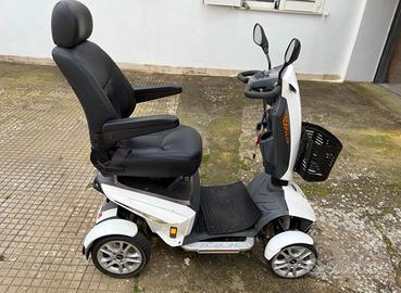 Scooter eletrico per disabili