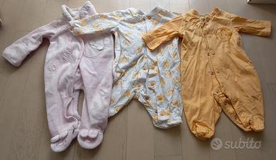 Set 4 tutine e un pantaloncino 0 mesi