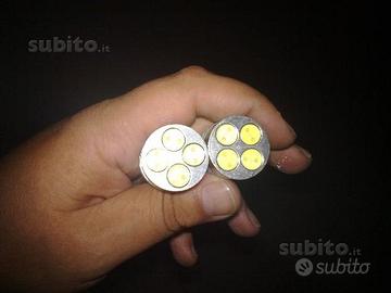 Luci a 4 led tunnel light t25 p21w bianche