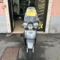 Aprilia Scarabeo 250 fine 2005 - PERMUTE