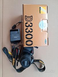 Nikon d3300 reflex con obiettivo 18-55mm scheda SD