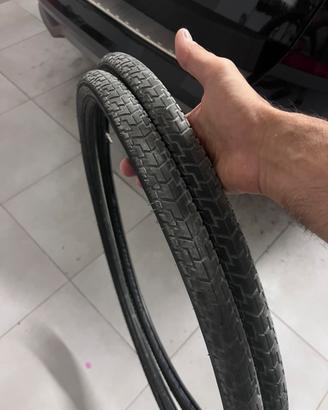 Gomme 700x35