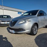 Lancia Ypsilon 1.2 69 CV 5 porte S&S Gold