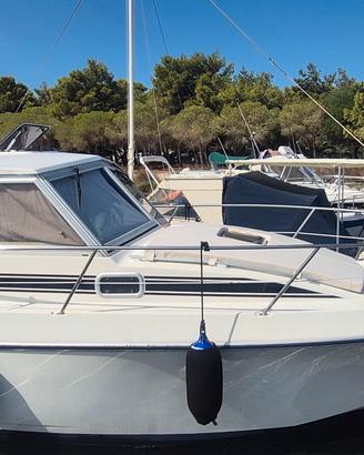 Beneteau Antares 730