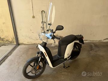 Askoll ES3 2020 - 3800km - 125cc