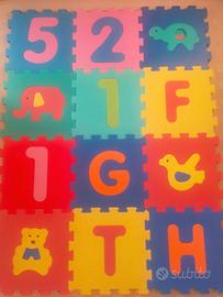 Tappetino colorato da gioco puzzle componibile