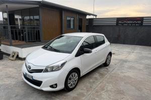 Toyota Yaris 1.0 5 porte Lounge