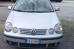 autovettura volkwagen polo