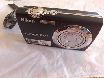 fotocamera anni 2000