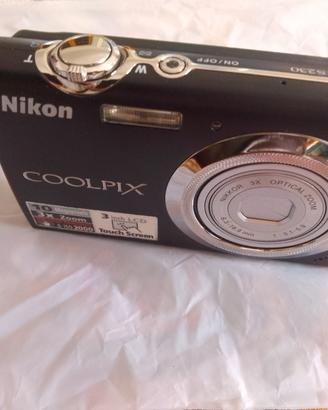 fotocamera anni 2000