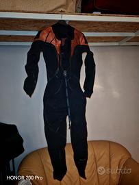 mute sub o sport acquatici