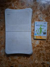 Balance board + Wii Fit per Wii