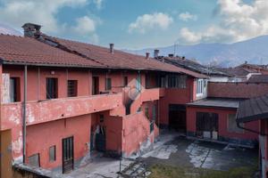 CASA SEMINDIPENDENTE A RIFREDDO