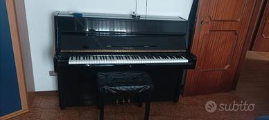 Pianoforte verticale 