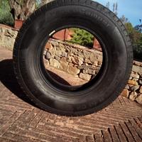 GommeContinental VancoCamper 225/75r16 nuove