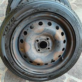 Gomme estive su cerchio in ferro