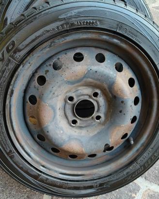 Gomme estive su cerchio in ferro