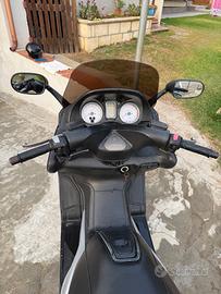 Yamaha TMAX 500 – anno 2004 –