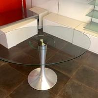 tavolo ovale in cristallo 