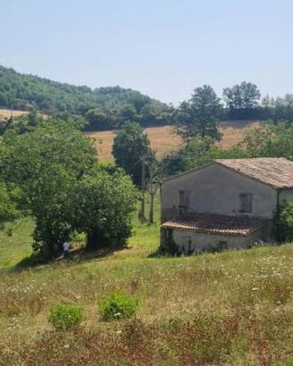 Rustico / Casale di 192 m² a Fossombrone