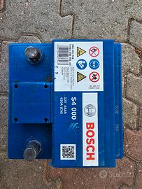 Batteria automobile Bosch