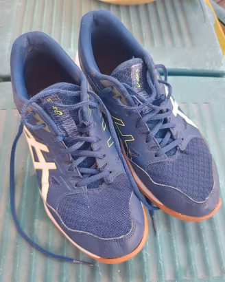 scarpe pallavolo n. 40