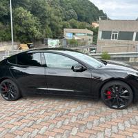 Tesla Model 3 PERFORMANCE, batteria nuova