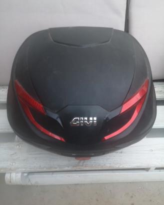 Bauletto Givi completo di piastra di montaggio