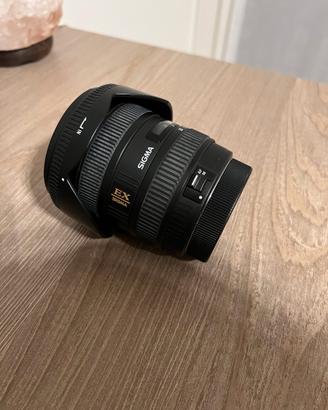 Obiettivo Sigma 10-20 f/4.0-5.6 Canon grandangolo