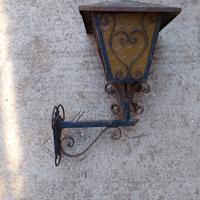 vecchio lampione per esterno in ferro 