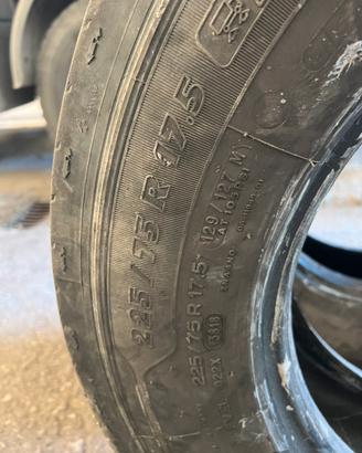 Pneumatici 225/75/17.5 euro argo